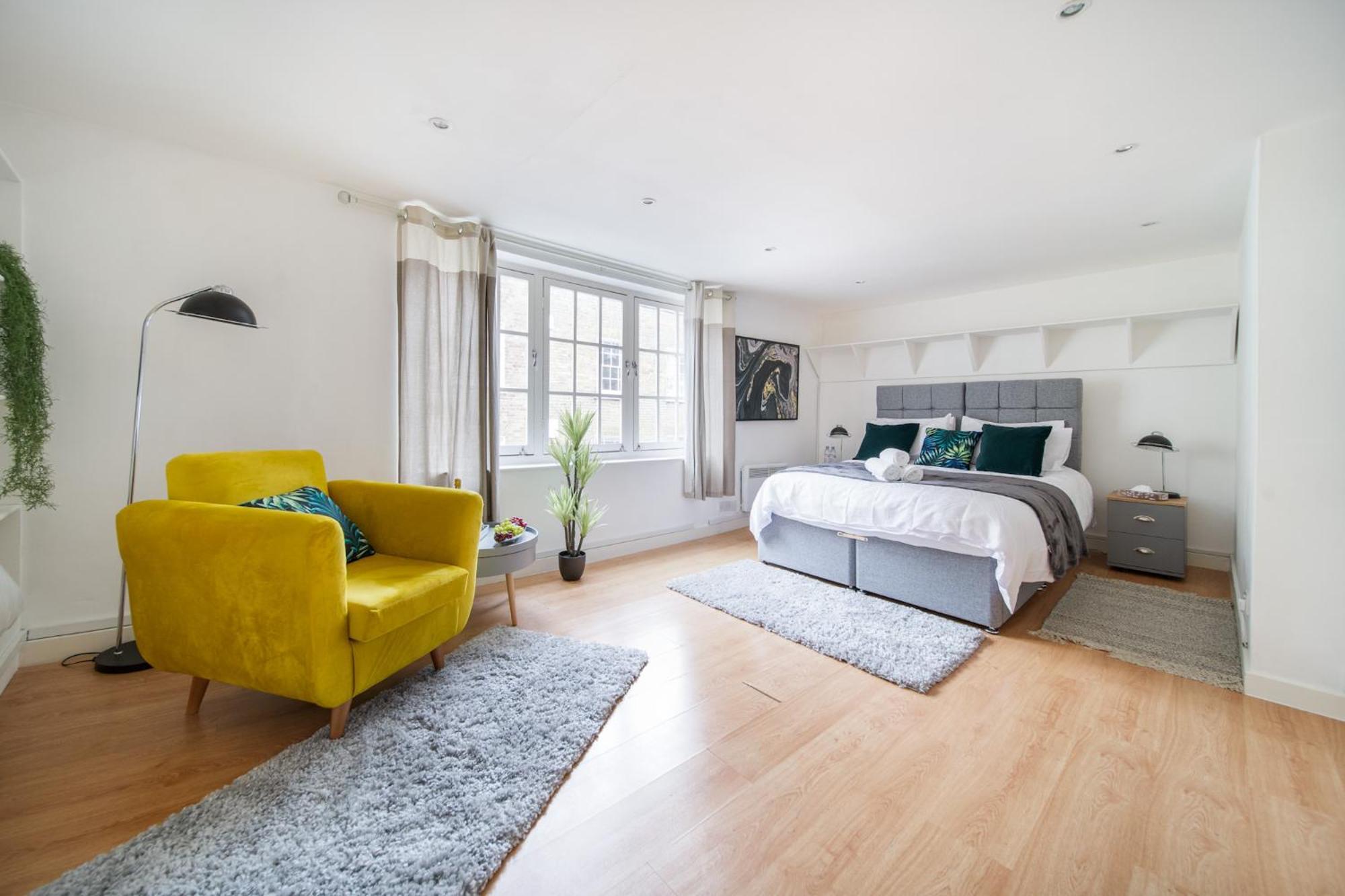 Livestay-Fabulous One Bed Apartments On Covent Garden Лондон Екстер'єр фото