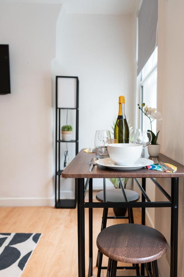 Livestay-Fabulous One Bed Apartments On Covent Garden Лондон Екстер'єр фото